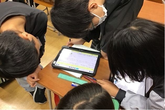タブレットを活用した話合い活動