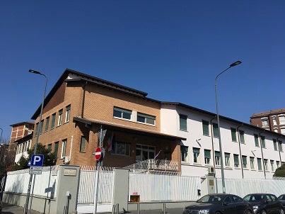 校舎外観