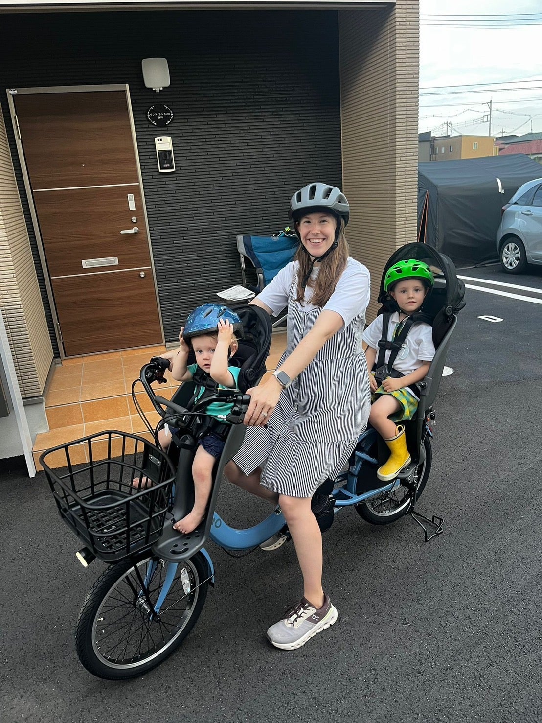 子どもを乗せられる電動自転車は日本での生活に必須！