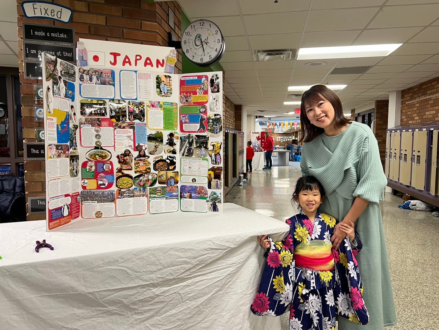 ミネソタ州の現地校インターナショナルフェアで日本を紹介。イーダイナ市は日本人が少なかったため、現地の人たちに日本に興味を持ってもらいたいという思いで参加した