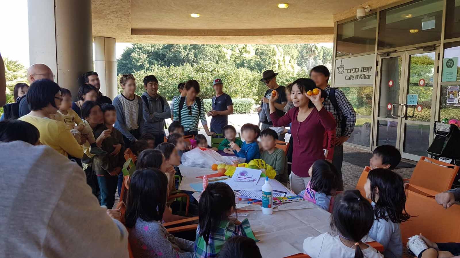 イスラエルの日本人キッズクラブにて科学教室の講師を務めたとき