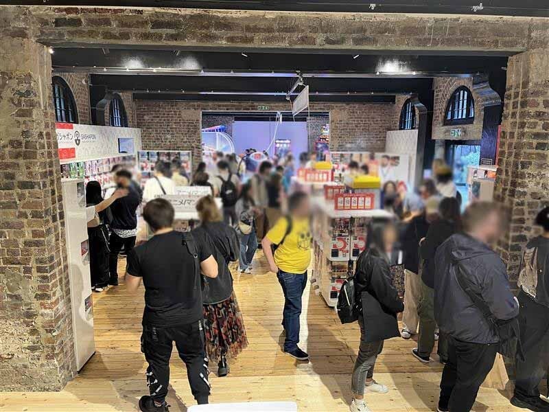 イギリス・ロンドンにあるガシャポンバンダイオフィシャルショップの様子©BANDAI