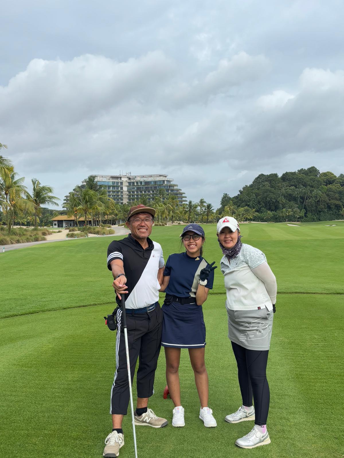 サーフィンやゴルフなど、家族みんなでアクティブに過ごす